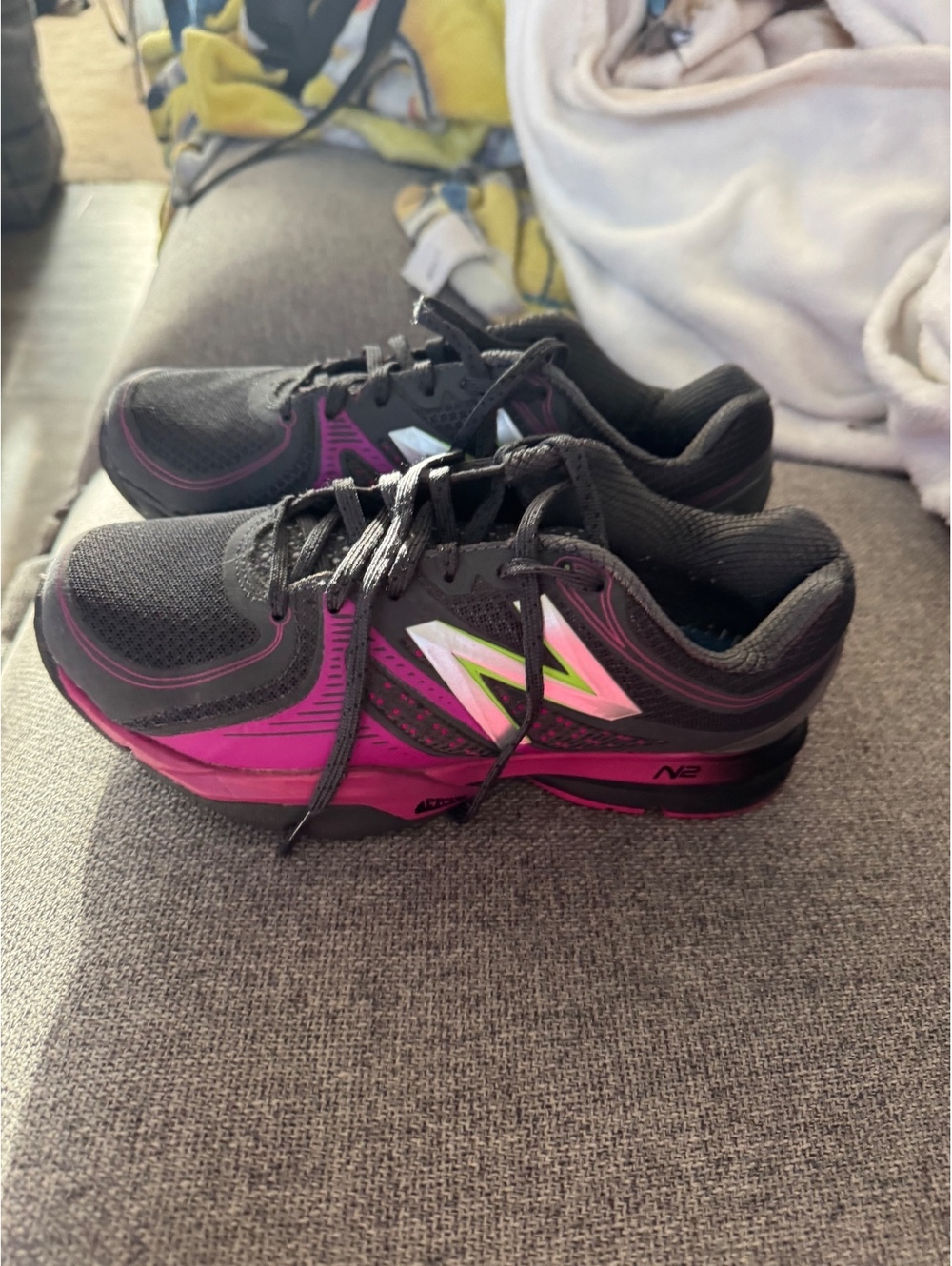 New Balance 1237 Women’s 7.5 Black Pink N2 Cross Training Athletic Shoes